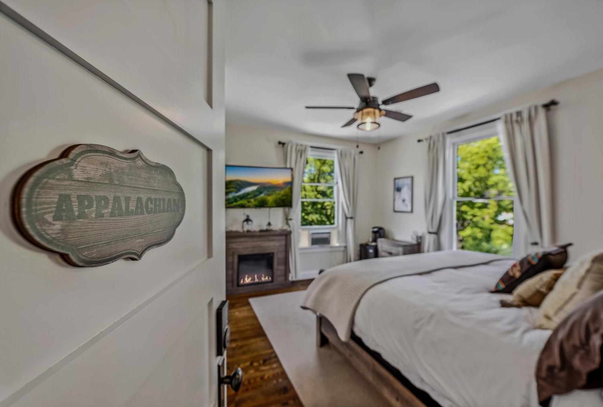 The Grand Castalian Inn Bed And Breakfast Беркли-Спрингс Экстерьер фото